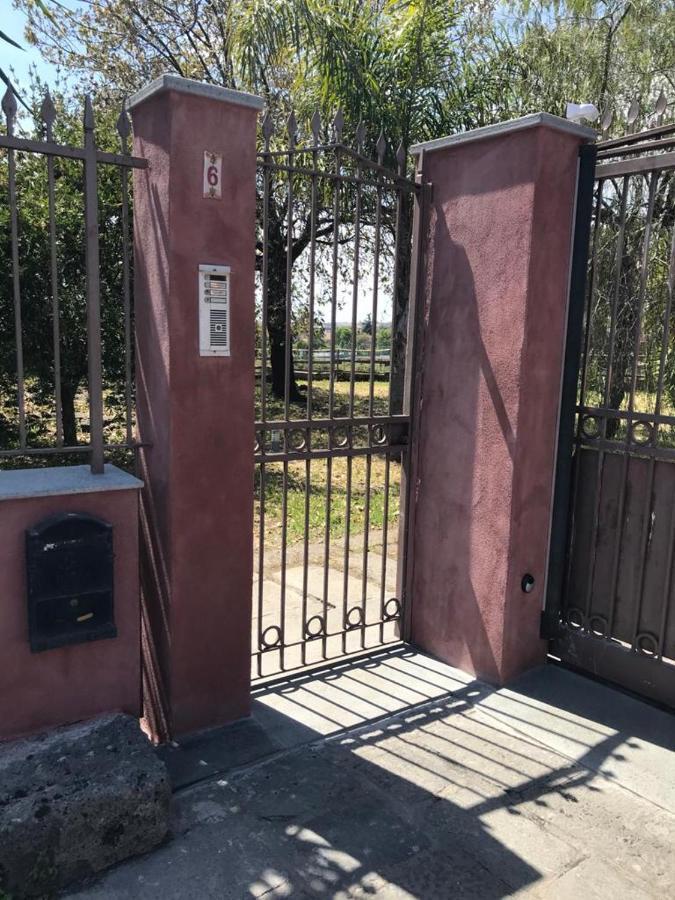 Holiday House Start Point Apartment Aci Bonaccorsi Exterior foto